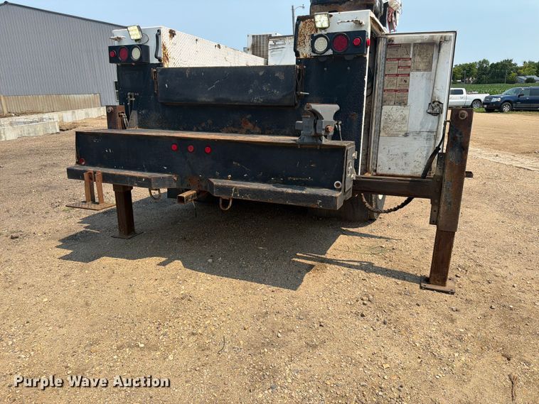 image for item DQ7941 2007 Ford F650 Super Duty utility / service truck