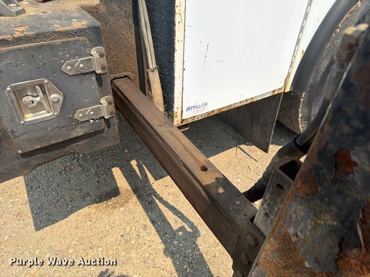 image for item DQ7941 2007 Ford F650 Super Duty utility / service truck