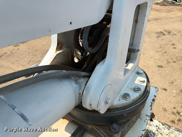 image for item DQ7941 2007 Ford F650 Super Duty utility / service truck