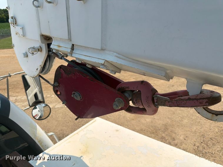 image for item DQ7941 2007 Ford F650 Super Duty utility / service truck