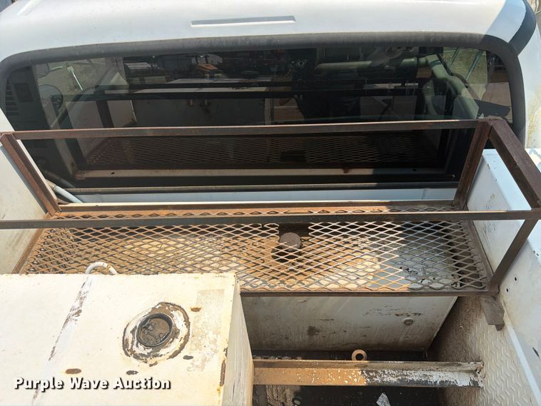image for item DQ7941 2007 Ford F650 Super Duty utility / service truck