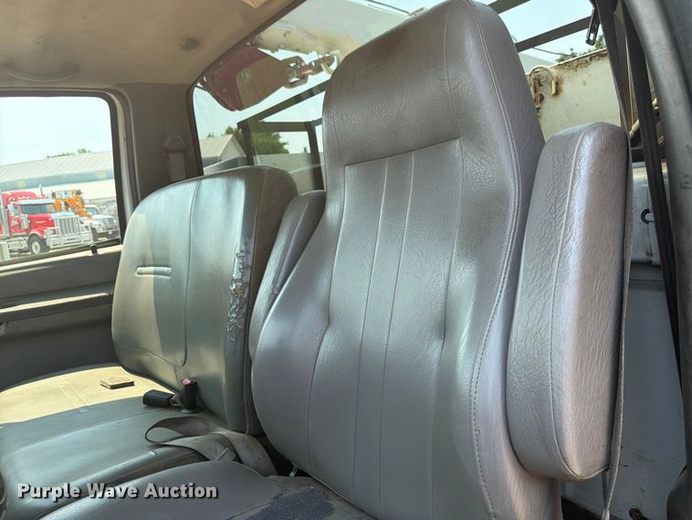 image for item DQ7941 2007 Ford F650 Super Duty utility / service truck