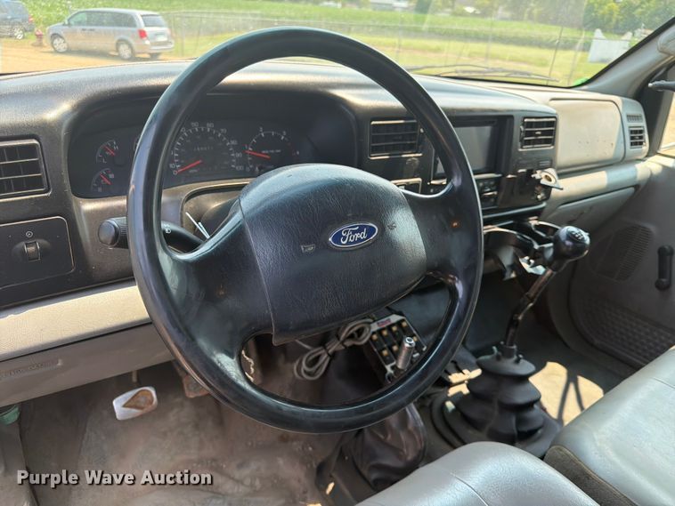 image for item DQ7941 2007 Ford F650 Super Duty utility / service truck