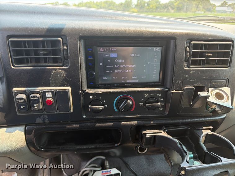 image for item DQ7941 2007 Ford F650 Super Duty utility / service truck