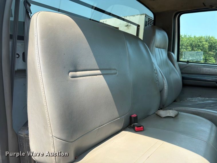 image for item DQ7941 2007 Ford F650 Super Duty utility / service truck