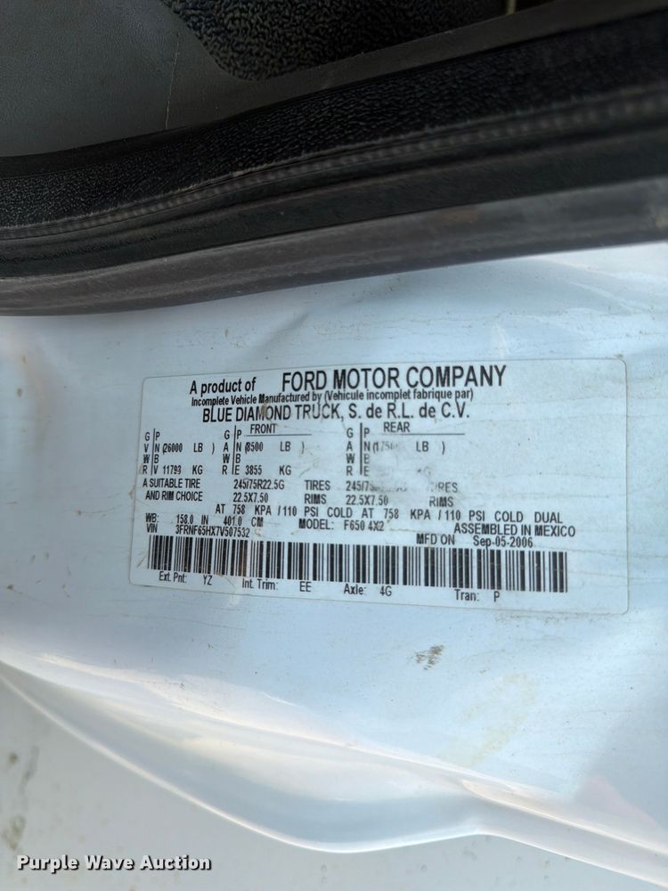 image for item DQ7941 2007 Ford F650 Super Duty utility / service truck
