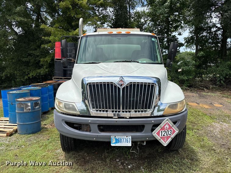 image for item DU6344 2011 International 4300 fuel truck