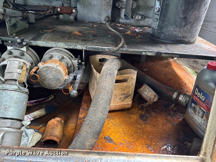image for item DU6344 2011 International 4300 fuel truck