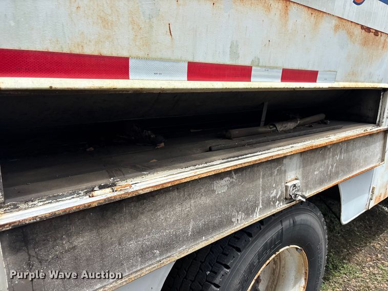 image for item DU6344 2011 International 4300 fuel truck