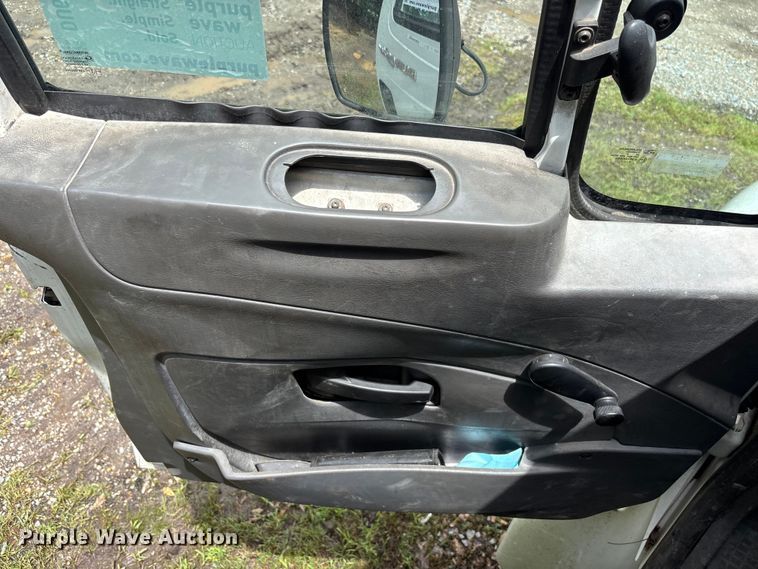 image for item DU6344 2011 International 4300 fuel truck