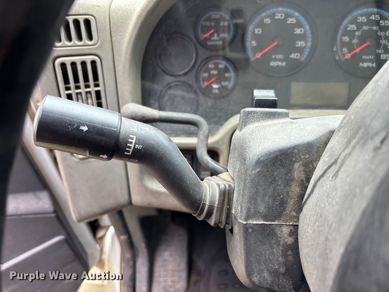 image for item DU6344 2011 International 4300 fuel truck