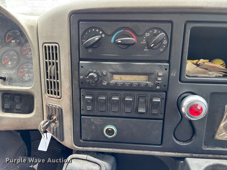 image for item DU6344 2011 International 4300 fuel truck