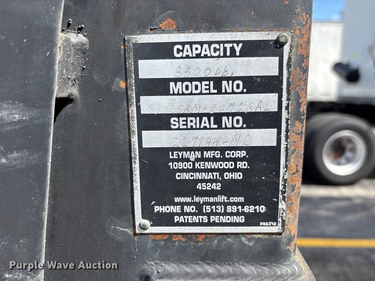 image for item DU6367 1994 Kentucky dry van trailer