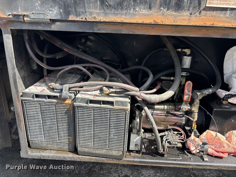 image for item DU6367 1994 Kentucky dry van trailer