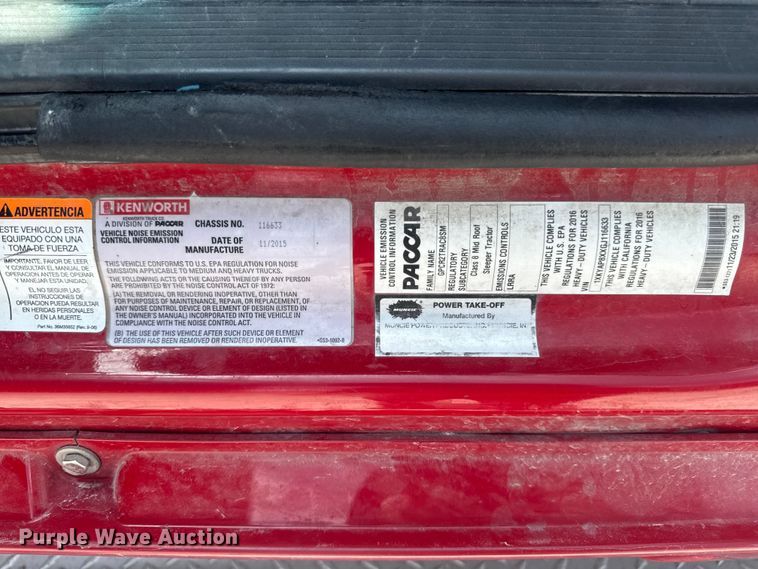 image for item DV2021 2016 Kenworth T680 semi truck