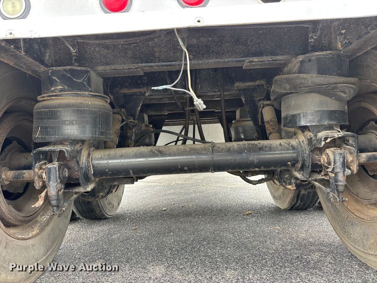 image for item DV4351 1997 Cornhusker grain trailer