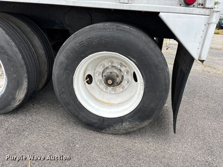 image for item DV4351 1997 Cornhusker grain trailer