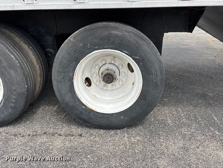 image for item DV4351 1997 Cornhusker grain trailer