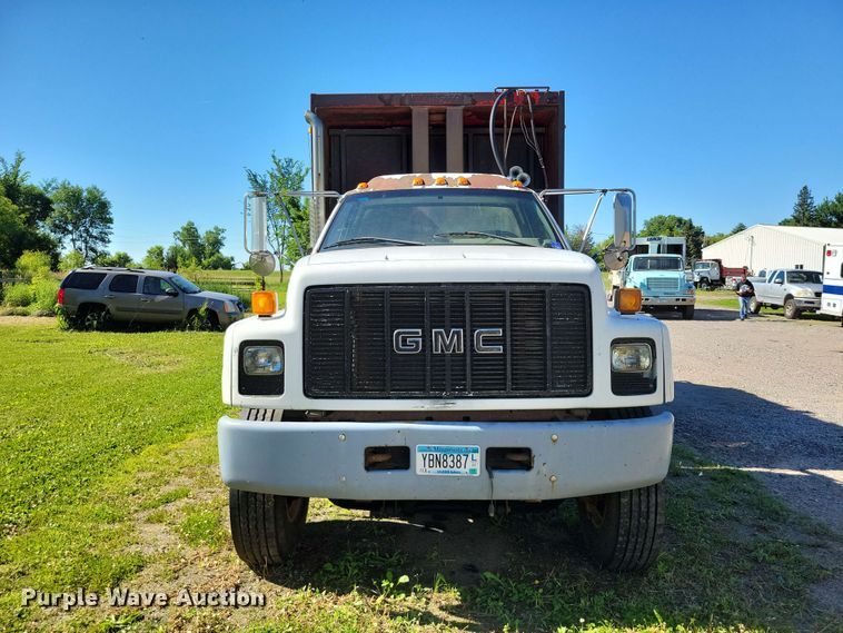 image for item DZ7340 2002 GMC C8500 refuse truck
