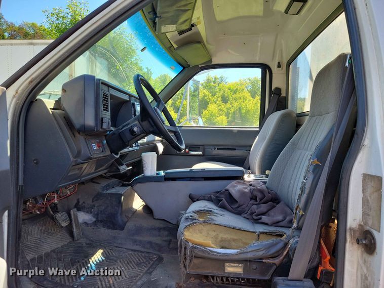 image for item DZ7340 2002 GMC C8500 refuse truck