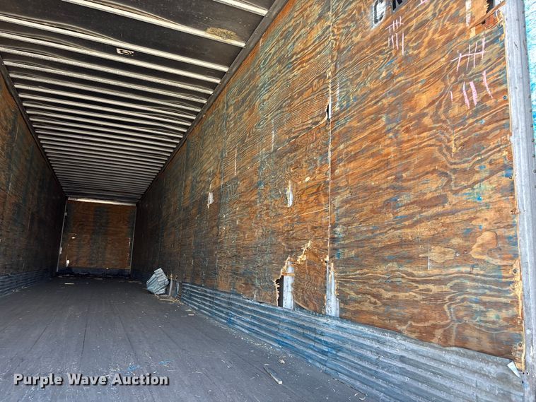 image for item EA4612 1997 Wabash dry van trailer