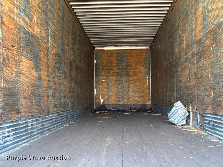 image for item EA4612 1997 Wabash dry van trailer