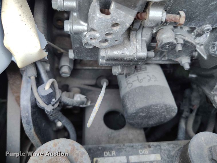 image for item ED0174 2016 Peterbilt 579 semi truck