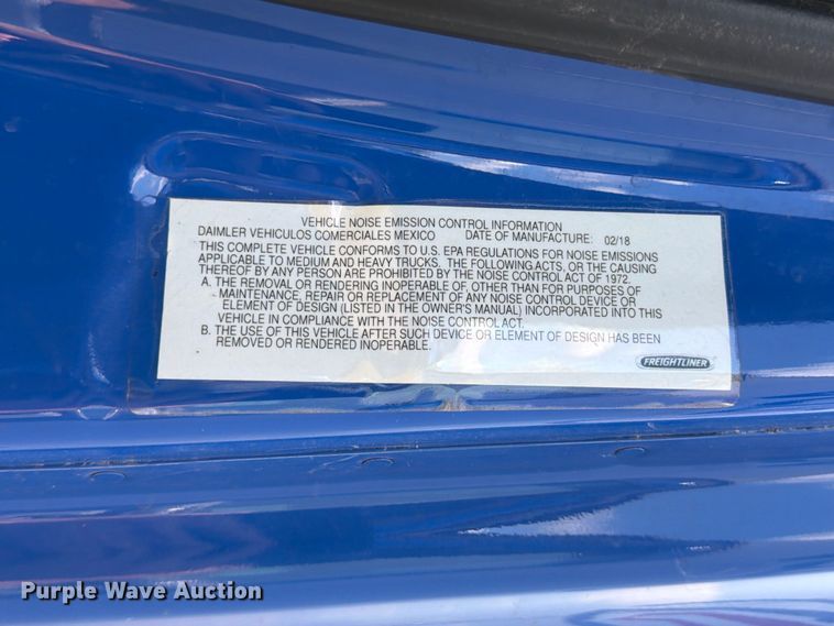 image for item ED5287 2019 Freightliner Cascadia semi truck