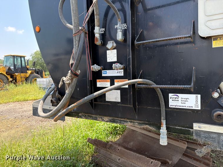 image for item ED5306 2014 Aulick 4270542 live bottom trailer