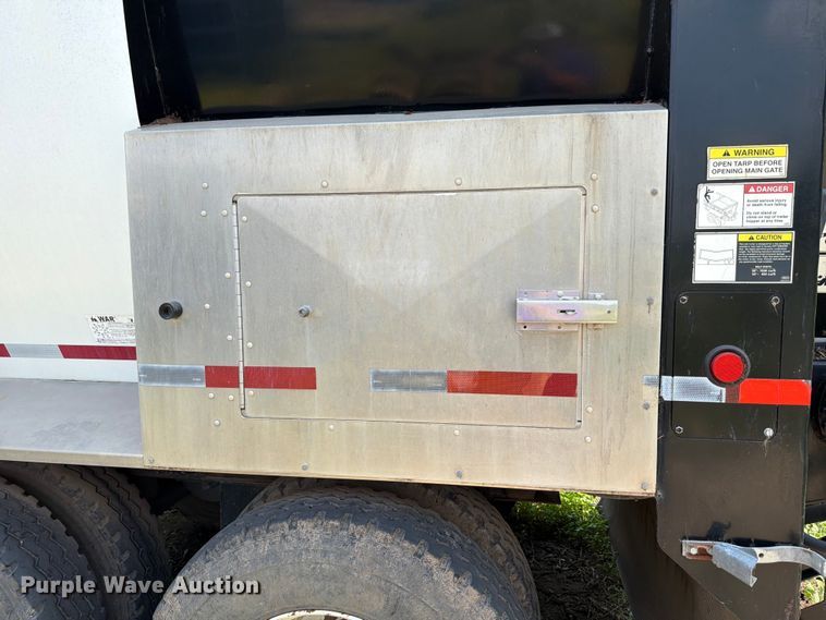 image for item ED5306 2014 Aulick 4270542 live bottom trailer