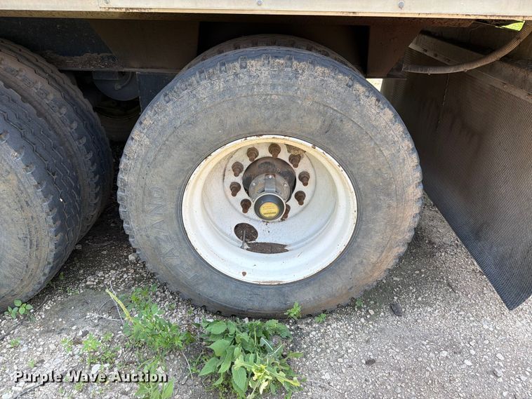 image for item ED5306 2014 Aulick 4270542 live bottom trailer