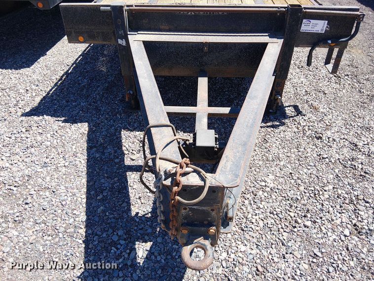 image for item EE5243 2014 Elite Trailers equipment trailer