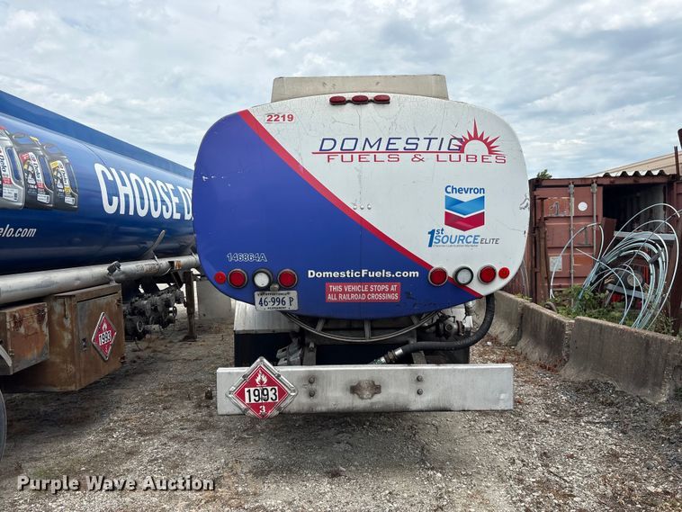 image for item EF1244 2014 Kenworth T3 Series fuel truck