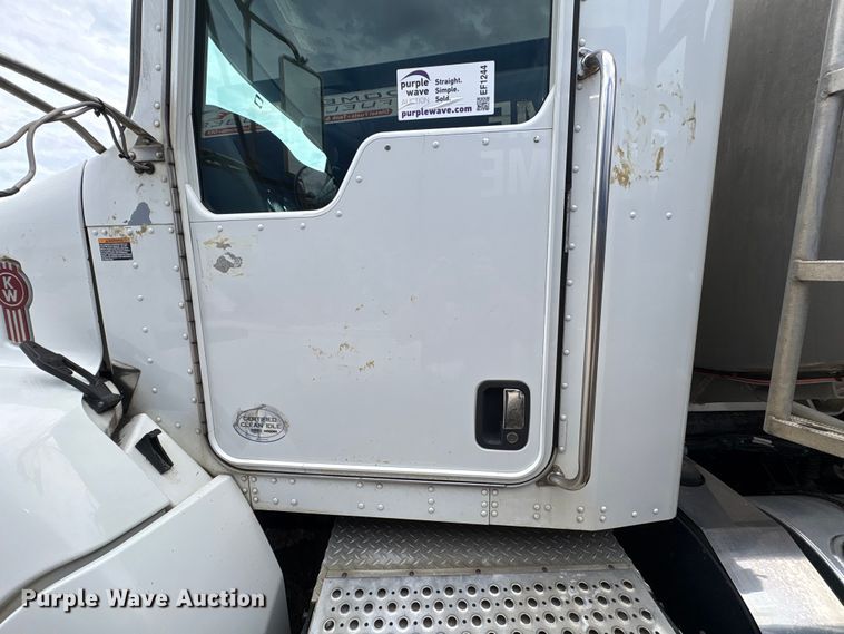 image for item EF1244 2014 Kenworth T3 Series fuel truck