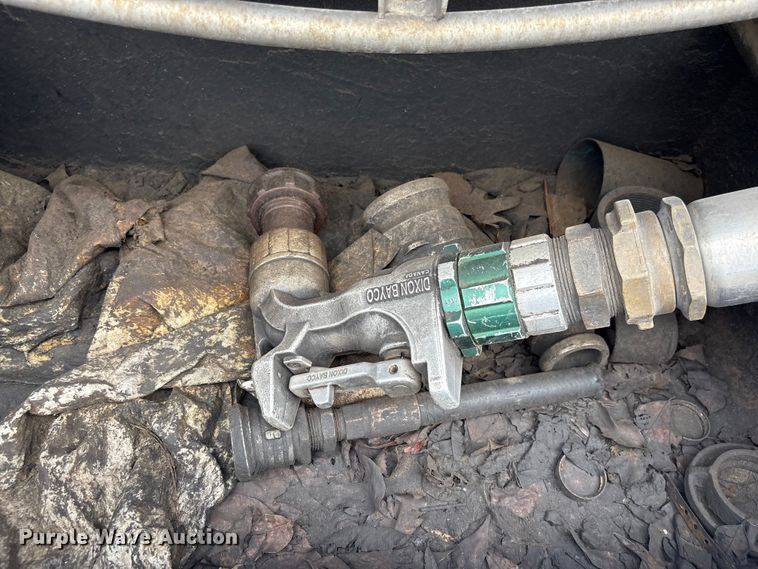 image for item EF1244 2014 Kenworth T3 Series fuel truck
