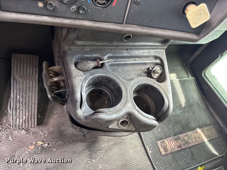 image for item EF1244 2014 Kenworth T3 Series fuel truck