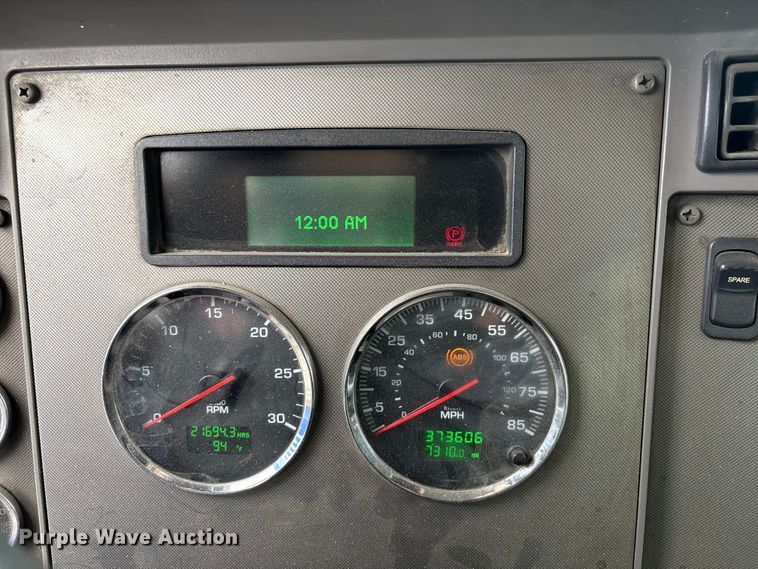 image for item EF1244 2014 Kenworth T3 Series fuel truck