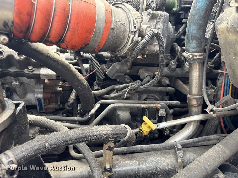 image for item EF1244 2014 Kenworth T3 Series fuel truck