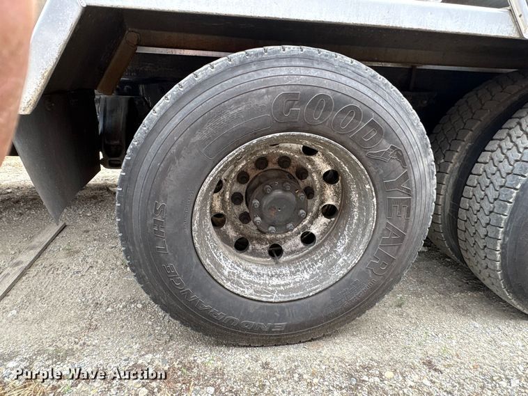 image for item EF1244 2014 Kenworth T3 Series fuel truck