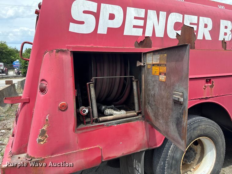 image for item EF1245 2004 Freightliner Business Class M2 fuel truck