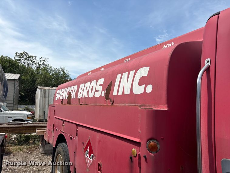 image for item EF1245 2004 Freightliner Business Class M2 fuel truck