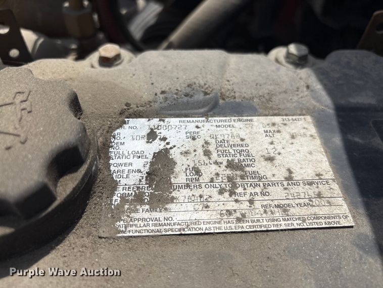 image for item EF1245 2004 Freightliner Business Class M2 fuel truck