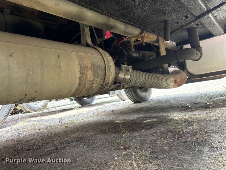 image for item EF1245 2004 Freightliner Business Class M2 fuel truck