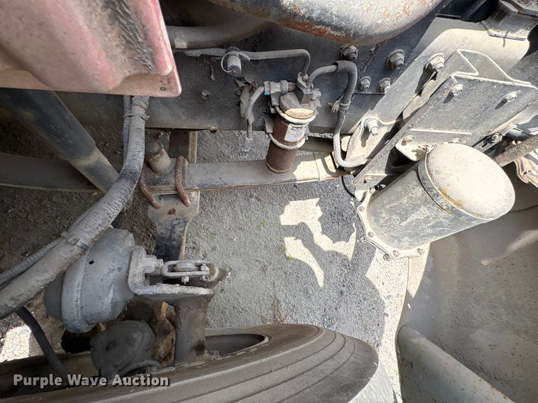 image for item EF1245 2004 Freightliner Business Class M2 fuel truck