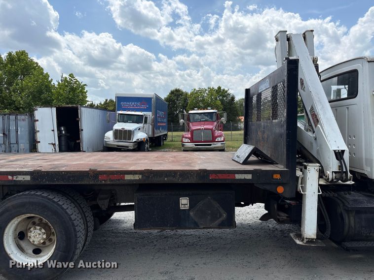 image for item EF1246 1993 Ford LN8000 crane truck