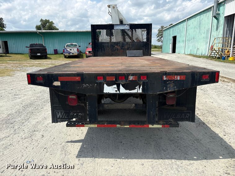 image for item EF1246 1993 Ford LN8000 crane truck