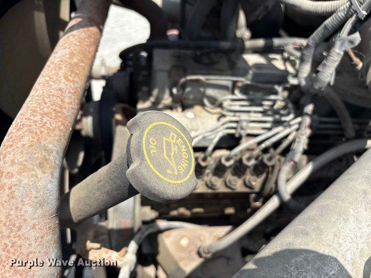 image for item EF1246 1993 Ford LN8000 crane truck