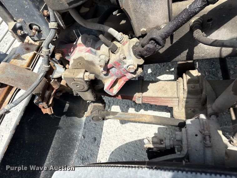 image for item EF1246 1993 Ford LN8000 crane truck