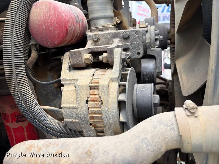 image for item EF1261 1994 Ford LN8000 fuel truck
