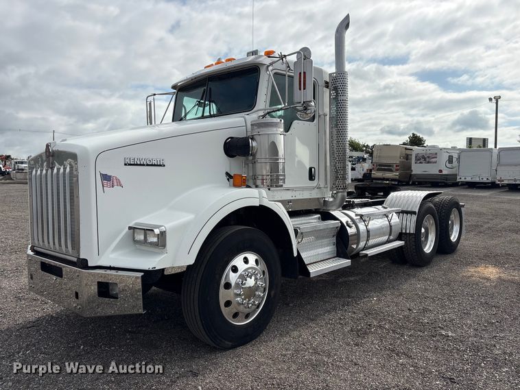2011 Kenworth T800 Other Truck #